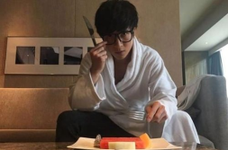 娱乐吃瓜酱薛之谦,从音乐才子到综艺明星,他的娱乐圈之路